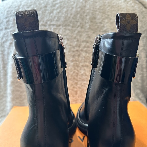 Louis Vuitton Moonlike Ankle Boots Noir size 38, Never been worn, new - Picture 5 of 5